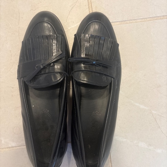 Shoes - Picture 2 of 3